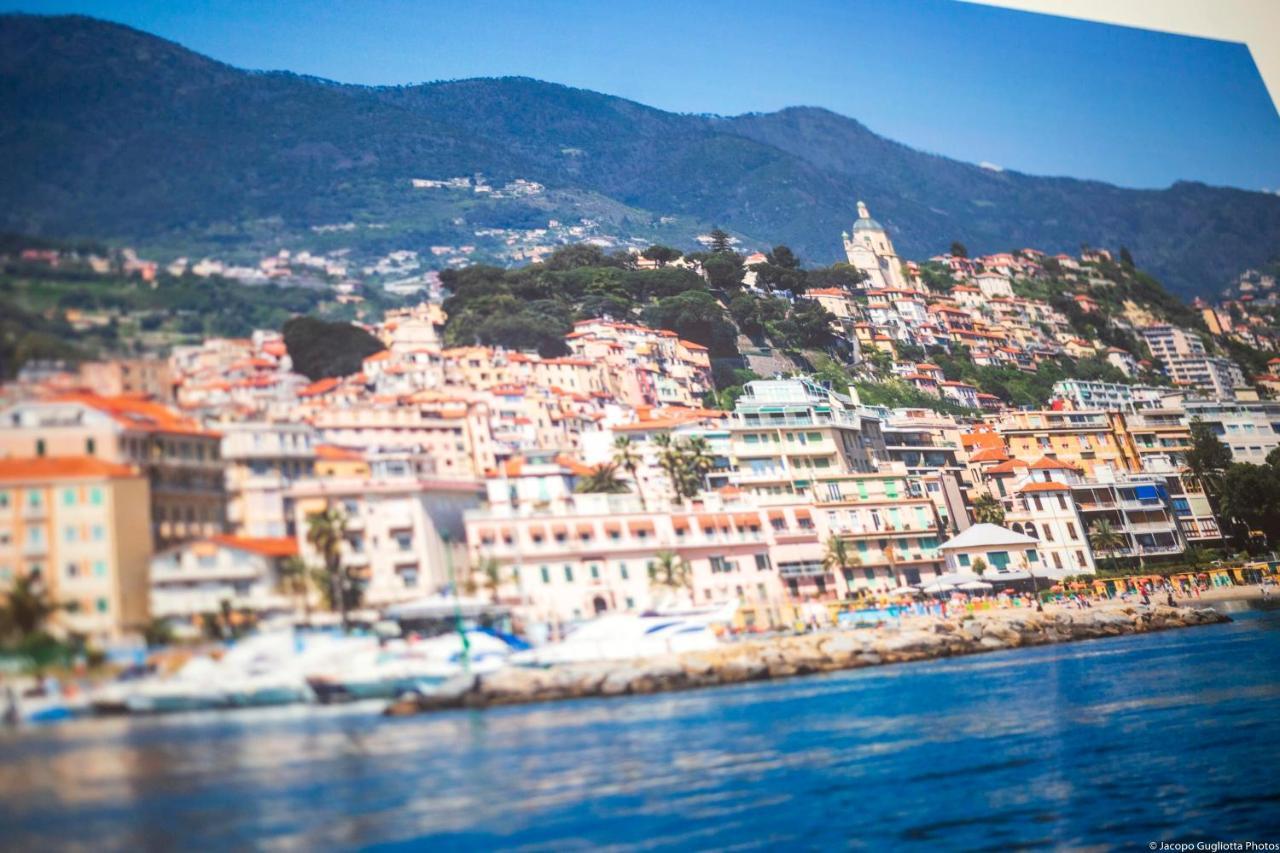 Homeholidaysanremo - 2,0 Экстерьер фото